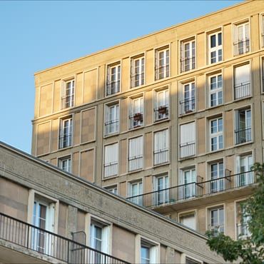 Le port du Havre et la tour Saint-Joseph au couchant